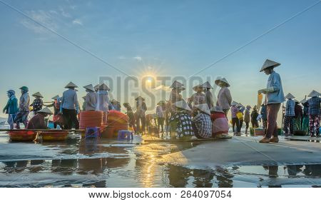 Mui Ne, Vietnam - September 28th, 2018: Fish Market Session Seas Scene People Gathered Inside Basket