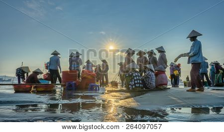 Mui Ne, Vietnam - September 28th, 2018: Fish Market Session Seas Scene People Gathered Inside Basket