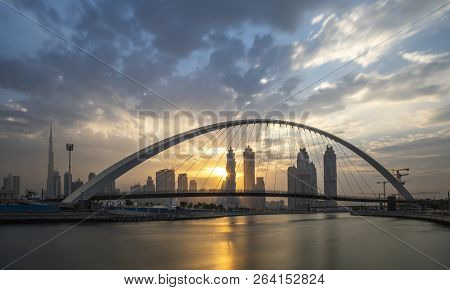 Tolerance Bridge In Dubai
