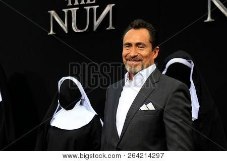 LOS ANGELES - SEP 4:  Demian Bichir at the 