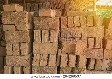 Mud Bricks Or Clay Bricks For Building Clay House
