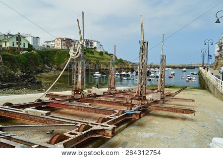 Utensil To Bounce The Boats With The Port To The Bottom In Tapia De Casariego. Nature, Travel, Recre