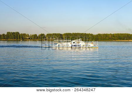 City Landscape, Boat On The River, Photo Taken In Autumn On A Sunny Day
