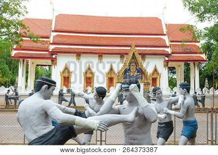 Samut Songkhram, Thailand - Oct 5, 2018 : Muay Thai Statue At Wat Bang Kung Temple, Samut Songkhram,