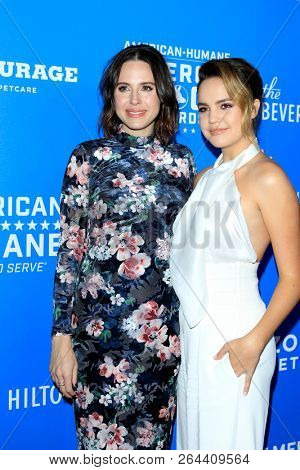 LOS ANGELES - SEP 29:  Kaitlin Vilasuso, Bailee Madison at the  2018 American Humane Hero Dog Awards at the Beverly Hilton Hotel on September 29, 2018 in Beverly Hills, CA