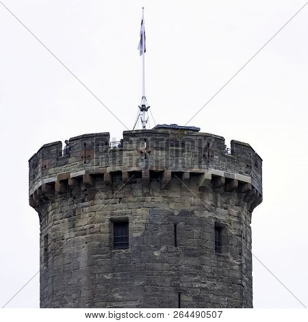 Warwick, Uk - October 21: Picture Of Warwick Castle - Guys Tower On October 21, 2018 In Warwick, War