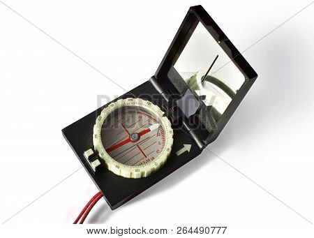 Compass Course Hiking New Modern German Nosw North