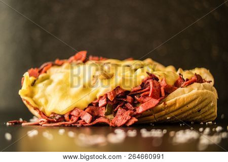 Kumru / New Yorker Sandwich With Melted Cheese (front View)