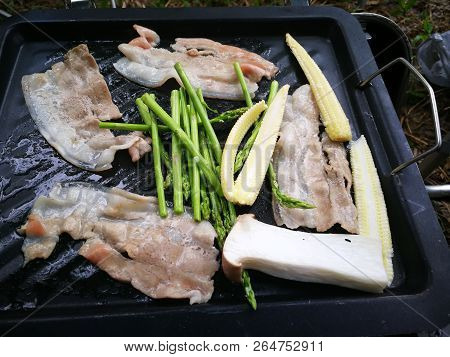 Meal Pork And Vegetable Bbg Grilled For Camping