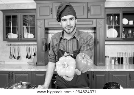 Buy In Season. Peak Season Purchasing Ensure Your Vegetables More Flavorful. Seasonal Vegetables Ing