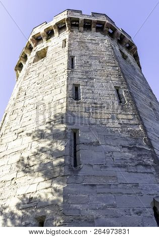 Warwick, Uk - October 21: Picture Of Warwick Castle - Guys Tower On October 21, 2018 In Warwick, War