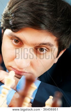 FIDE แกรนด์มาสเตอร์ Vugar Gashimov (อันดับโลก - 12) จากอาเซอร์ไบจาน