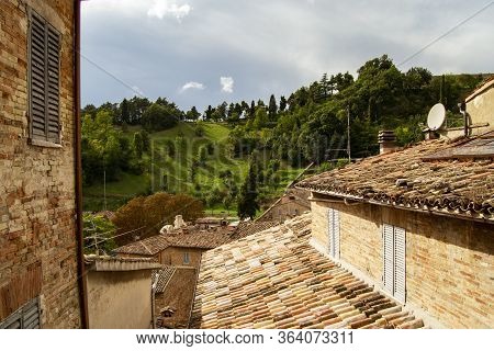 15/09/13 Urbino, Italy - Urban Life And Monuments Of The Italian Reinassance City, Home Of The Artis