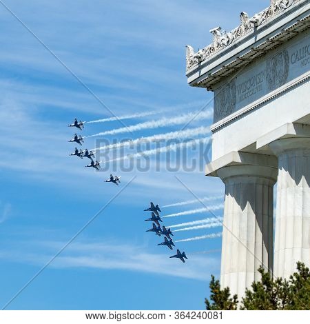 Washington Dc, Usa, 2nd May 2020, Us Navy Blue Angels And Us Air Force Thunderbirds Fly Over The Nat