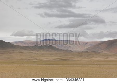 Mongolia Landscape. Altai Tavan Bogd National Park In Bayar-ulgii