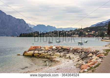 Castelletto, Italy, October 01, 2015 : Yachts In The Bay Near The City Castelletto On Lake Garda, In