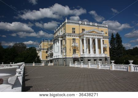 Moscow region. Museum-ejendom Arkhangelskoe. Sanatorium.