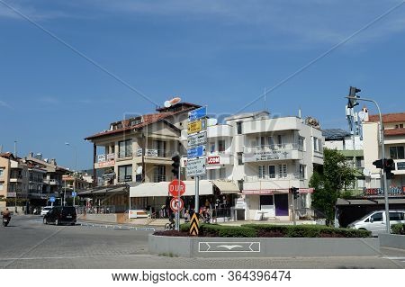 Marmaris,turkey - November 2, 2019:yunus Nadi Street In The Sea City Of Marmaris. Turkey