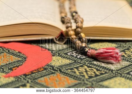 Ramadan, The Muslim Rosary