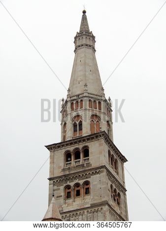 Ghirlandina Bell Tower, Torre Ghirlandina. Unesco Heritage. Modena, Italy