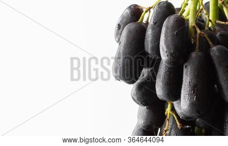 Sweet Sapphire Grapes From Califonia.