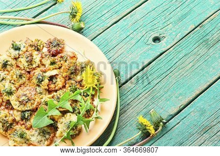 Fried Dandelion Flowers