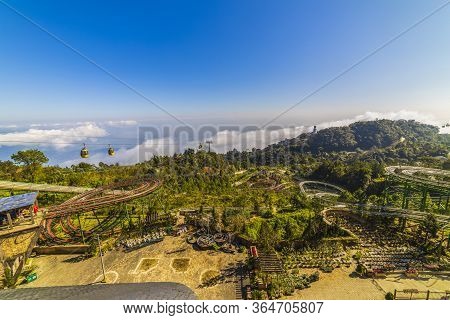 Da Nang, Vietnam - 16january 2020: Cable Car To Ba Na Hills Mountain Resort Sunworld, Touristic Comp