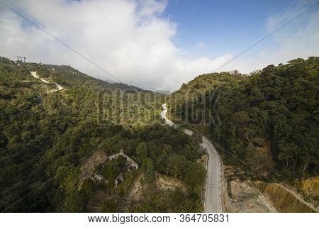 Da Nang, Vietnam - 16january 2020: Cable Car To Ba Na Hills Mountain Resort Sunworld, Touristic Comp