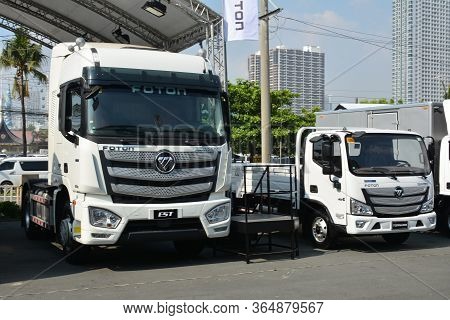Pasay, Ph - Oct 27 - Foton Est Tractor Truck At Philippine International Motor Show On October 27, 2
