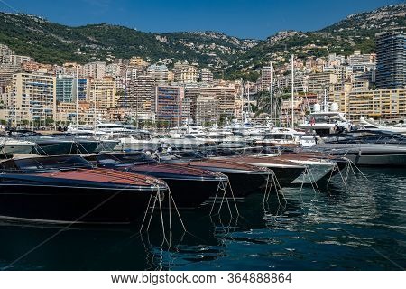 Monaco, Monte-carlo, 06 August 2018: Tranquillity In Port Hercules, Is The Parked Boats, Sunny Day, 
