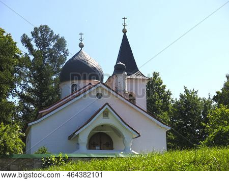 Church Of The Holy Trinity In The Village Of Bekhovo , Zaoksky District , Tula Region