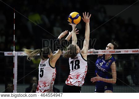 Istanbul, Turkey - February 07, 2022: Seyma Ercan And Janset Cemre Erkul In Action During Turk Hava 