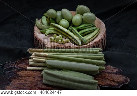 Green Snacks In Assortment With Different Tastes And Shapes With Roasted Sugar Snap Peas, Matcha Cre