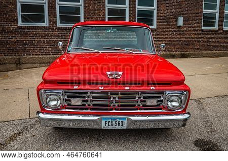 Des Moines, Ia - July 01, 2022: High Perspective Front View Of A 1964 Ford F100 Fleetside Pickup Tru