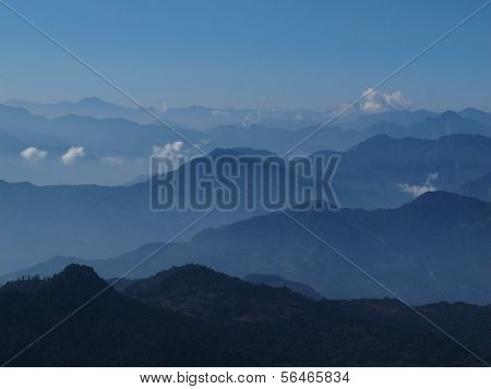 Poon Hill and other mountains