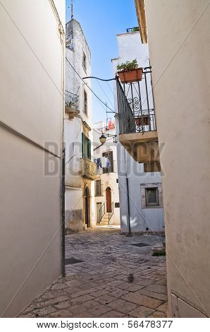 Alleyway. Noci. Puglia. Italy.
