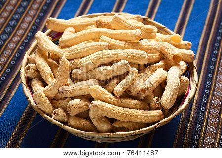 Sweetened Popped Pasta, a Bolivian Snack