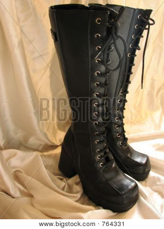 fetishboots2