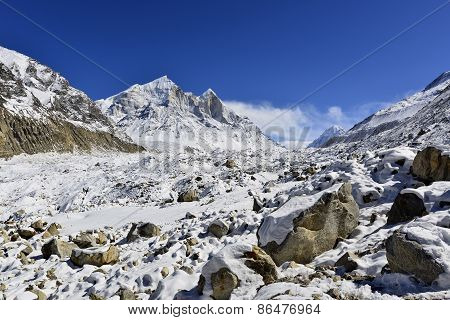 Gangotri glacier with Bhagirathi peaks in Garhwal Himalaya, Uttaranchal, Uttarakhand, India
