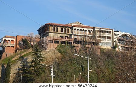 Old Tbilisi. Residential buildings in the Avlabar area