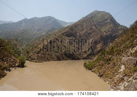 Beautiful landscapes of the Himalayas on a mountain road in Manali, Kullu Valley, Himachal Pradesh, North India.