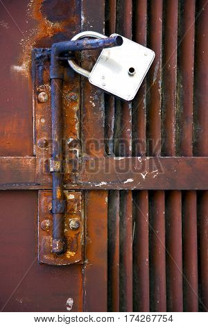 Abstract Cross    In A   Closed Rusty Door    Mornago