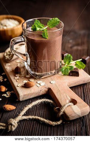 Chocolate Oatmeal Smoothie