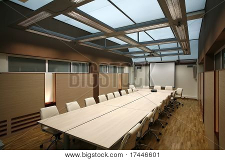 interior de uma sala de reuniões