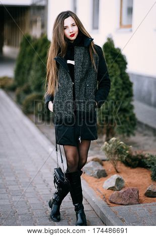 Autumn Outdoor Porttrait Of Young Pretty Elegant Girl Posing .