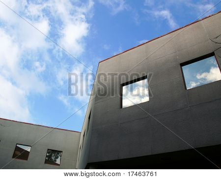 Business center, napos ég alatt