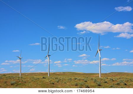 Tři větrné turbíny