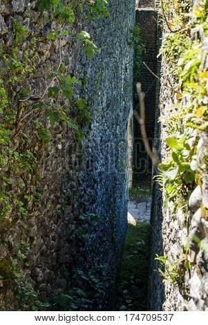 Close up of the walls of the fortress Nokalakevi