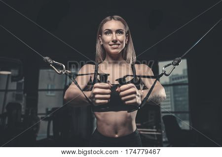 Sexy Pretty Fitness Girl Diet Training Chest Pumping Beautiful Breast.