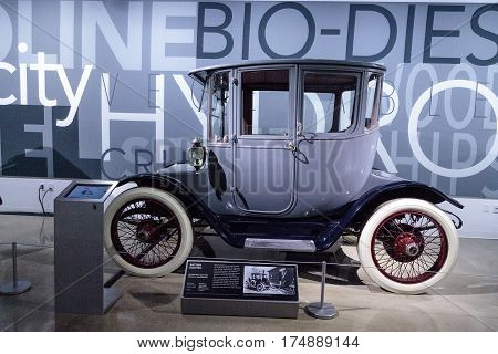 Battery Powered 1915 Detroit Electric Model 61 Brougham